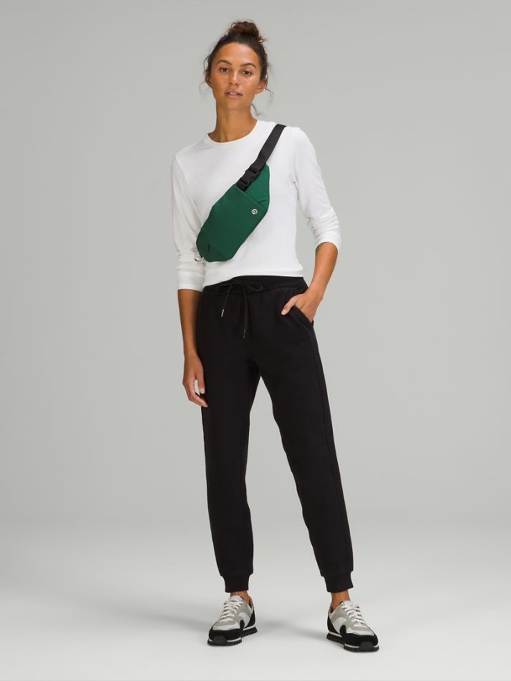 lululemon athletica Multi-Pocket Belt Bag Forest Green 
(May 026)